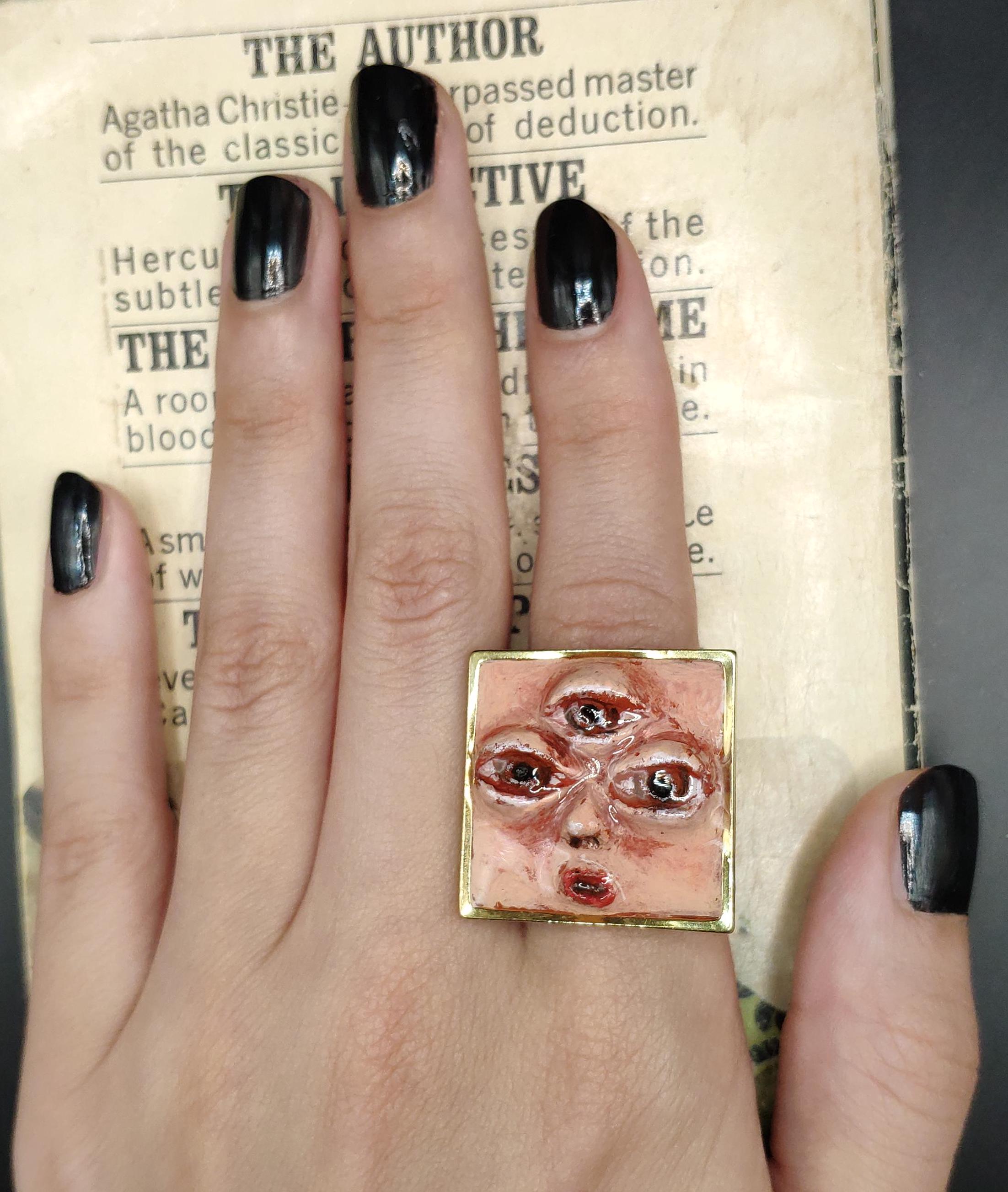 Third Eye Ring ā Handmade Clay & Resin Surreal Face Jewelry, Mystical Sculptural Statement Art on Adjustable Stainless Steel Band