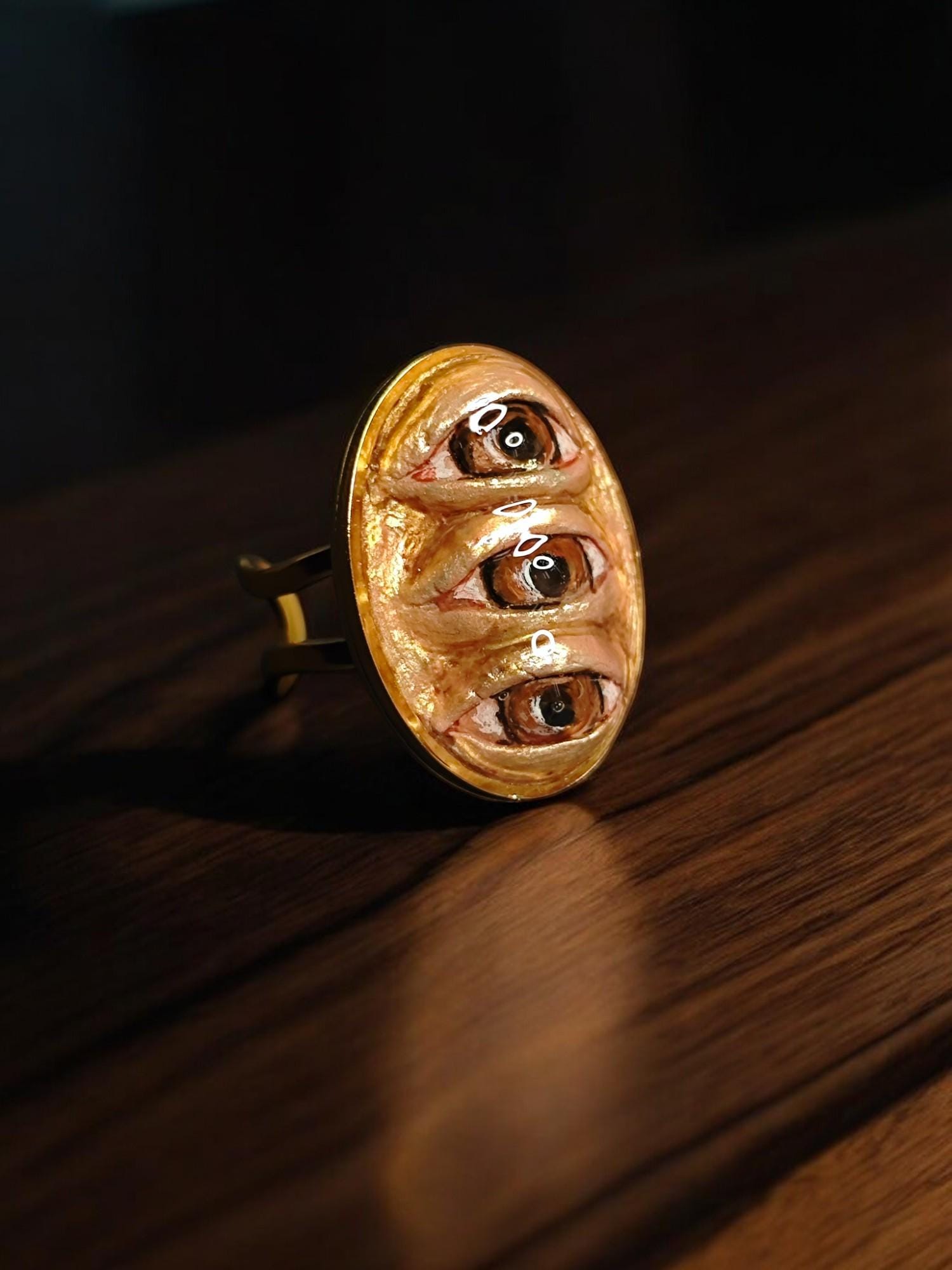 Oval Three Eyes Ring ā Handmade Clay & Resin Surreal Statement Jewelry, Sculptural Fantasy Wearable Art on Adjustable Stainless Steel Band