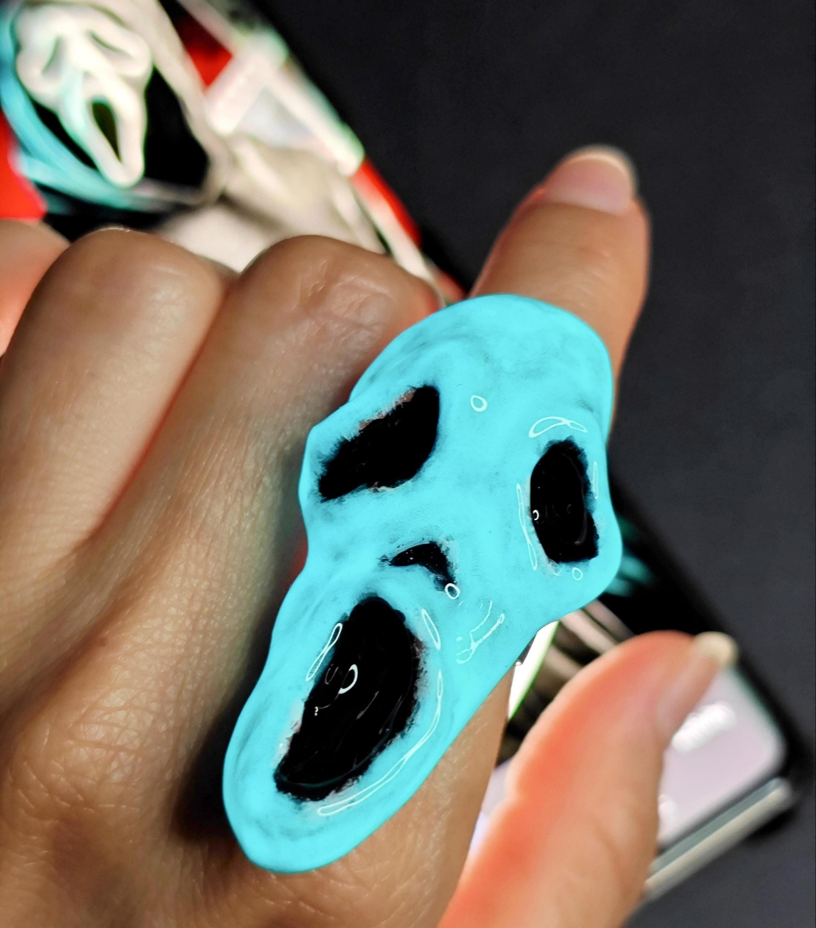 Scream Mask Glow Ring ā Handmade Clay & Resin Horror Statement Jewelry, Dark Surreal Wearable Art on Adjustable Stainless Steel Band OOAK