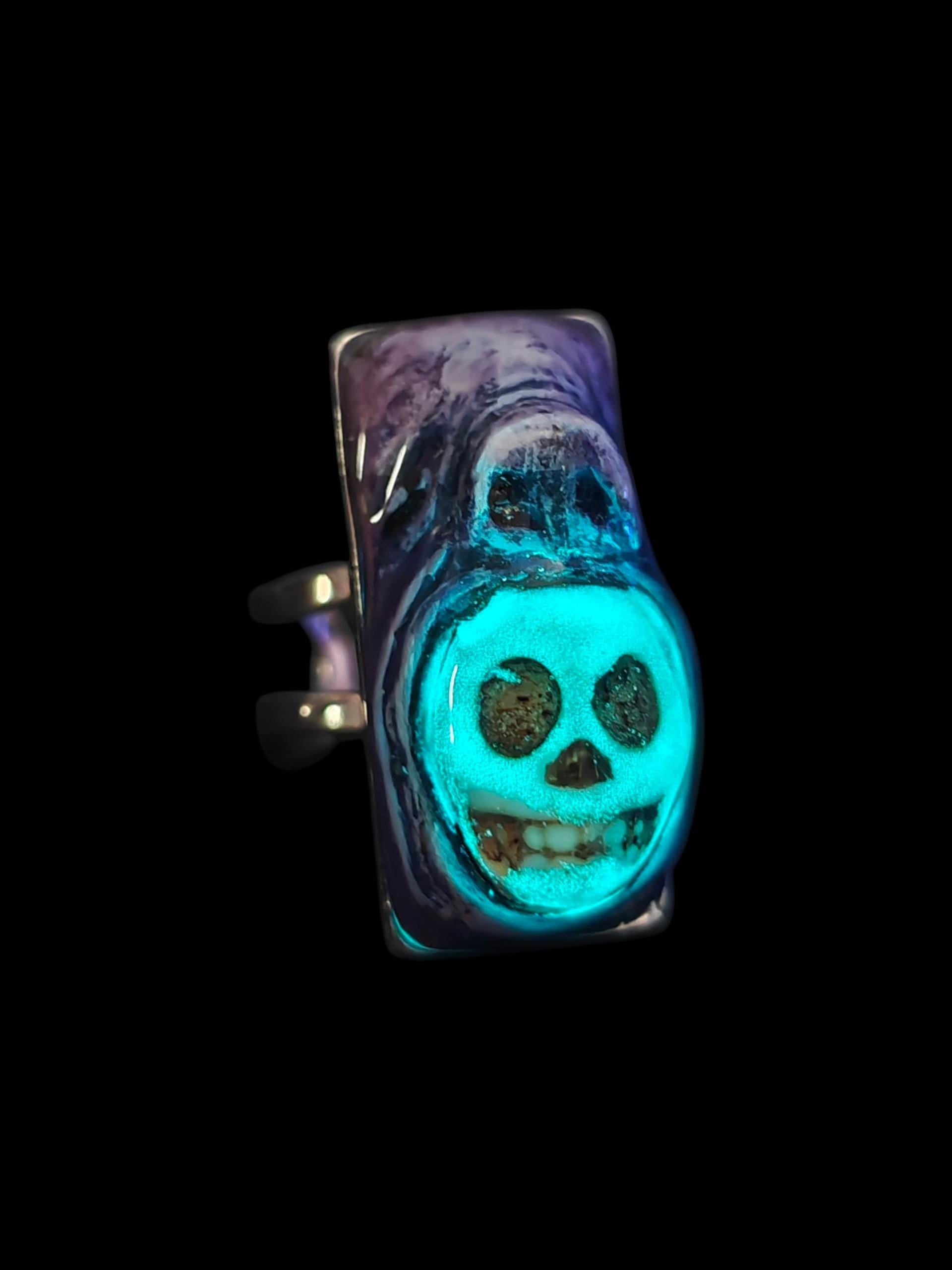 Surreal Statement Ring ā Handmade Clay & Resin Wearable Art, Dark Fantasy Sculptural Jewelry on Adjustable Stainless Steel Band OOAK