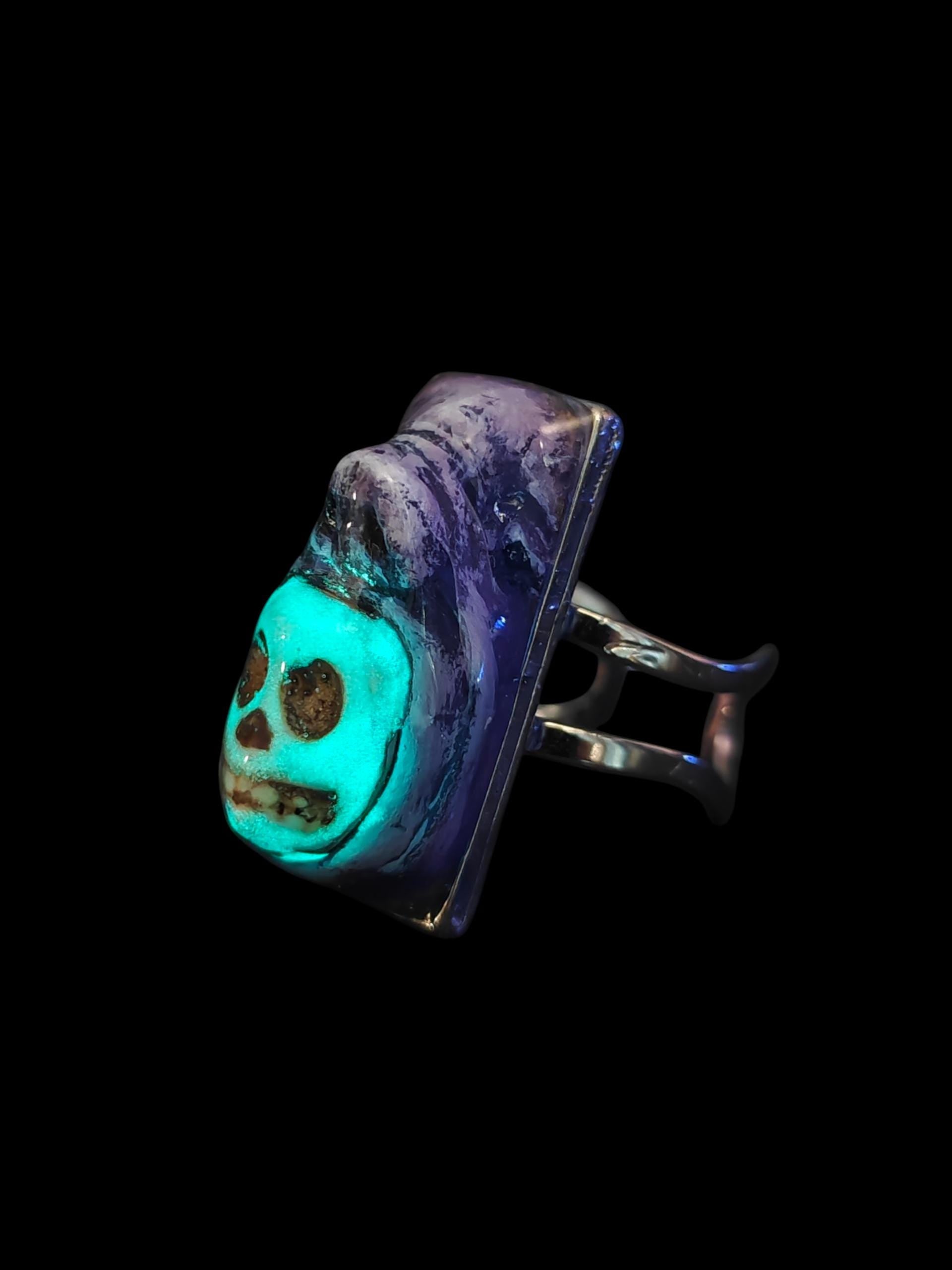 Surreal Statement Ring ā Handmade Clay & Resin Wearable Art, Dark Fantasy Sculptural Jewelry on Adjustable Stainless Steel Band OOAK