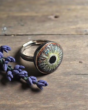 Glowing Eye Ring ā Handmade Clay & Resin Surreal Statement Jewelry, Sculptural Fantasy Wearable Art on Sterling Silver S925 Band