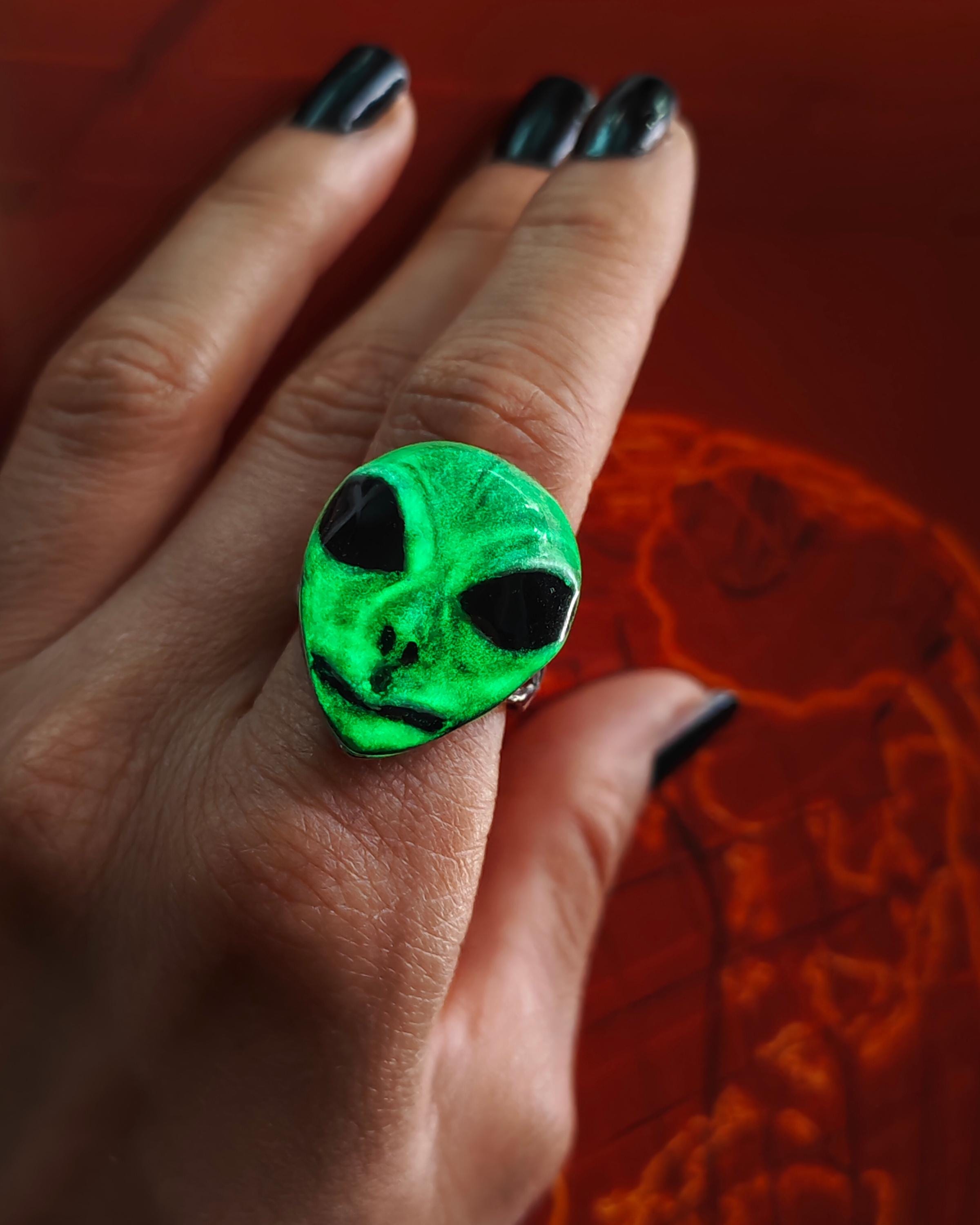 Glowing Alien UFO Ring ā Handmade Clay & Resin Surreal Statement Jewelry, Sculptural Fantasy Wearable Art on Sterling Silver S925 Band