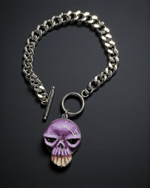 Purple Skull Face Bracelet ā Handmade Clay & Resin Surreal Statement Jewelry, Sculptural Fantasy Wearable Art with Stainless Steel Chain - SAMA