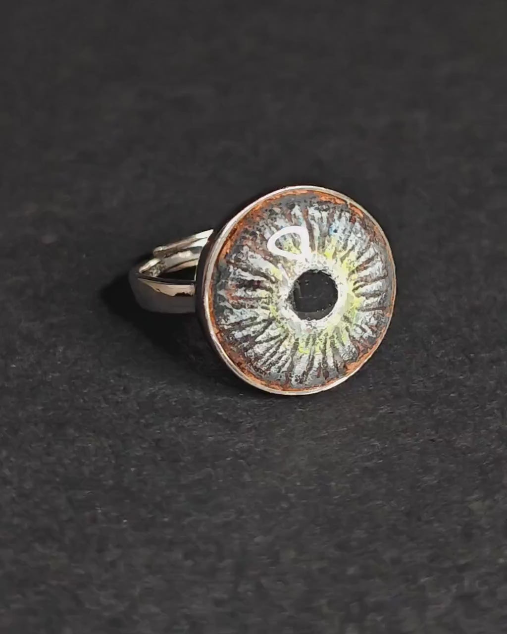 Glowing Eye Ring – Handmade Clay & Resin Surreal Statement Jewelry, Sculptural Fantasy Wearable Art on Sterling Silver S925 Band